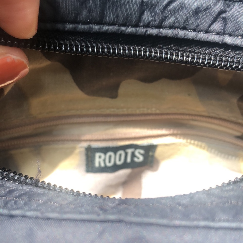 ROOTS HANDBAG - Picture 4 of 9